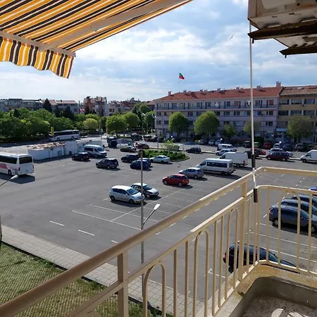 Daire кънтри-лариса