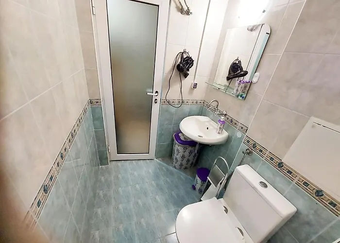 кънтри-лариса Apartman *